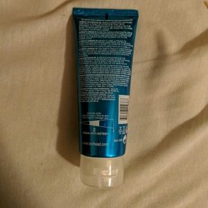 Accessories - TIGI Urban Antidotes Recovery Level 2 Conditioner Accessories - TIGI Urban Antidotes Recovery Level 2 Conditioner
